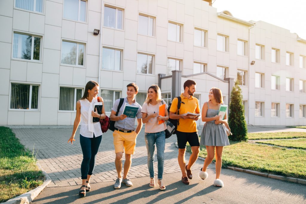 free-time-students-bachelor-s-campus-life-rhythm-five-friendly-students-are-walking-1024x683